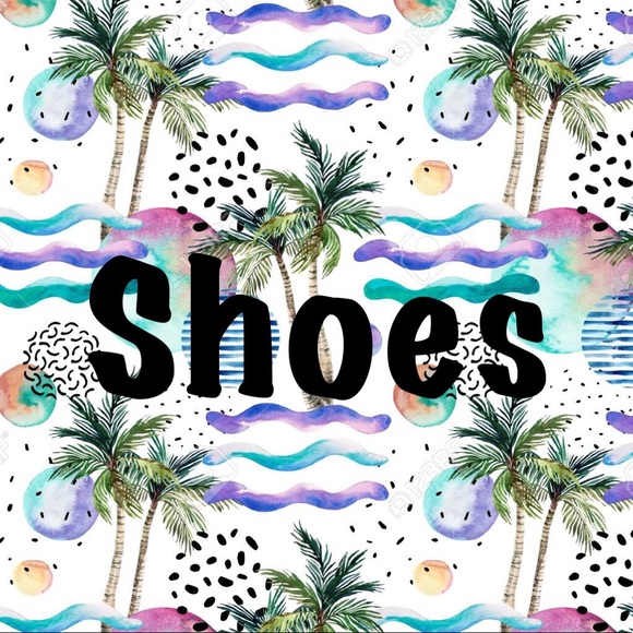 Shoes 👟🩴👡🥿 - Picture 1 of 1